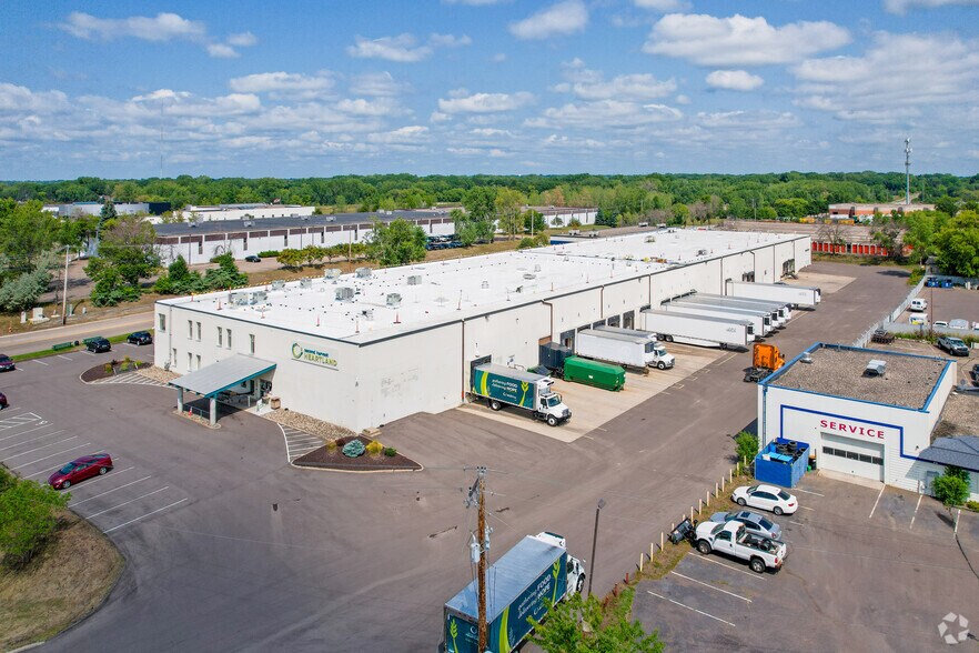 More Photos Of 1140 Gervais Ave, Maplewood Warehouse For Lease