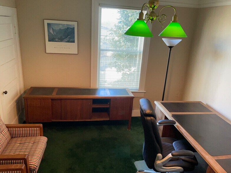 More Photos Of 314 Capitola Ave, Capitola Coworking Space