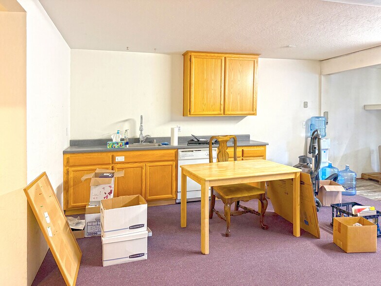 More Photos Of 801 Camelia St, Berkeley Manufacturing For Lease