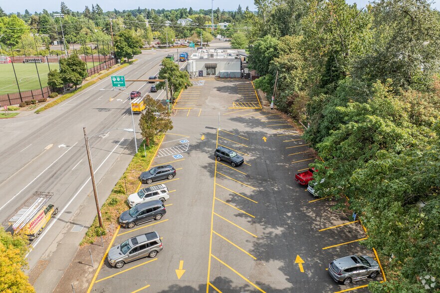 More Photos Of 515 12th St SE, Salem Freestanding For Sale