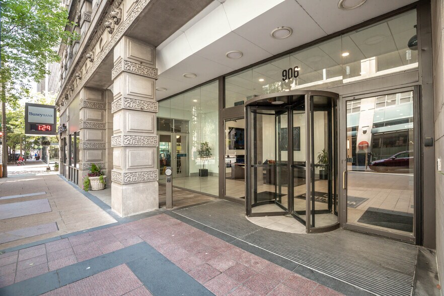 More Photos Of 900-914 Olive St, Saint Louis Office Residential For Lease