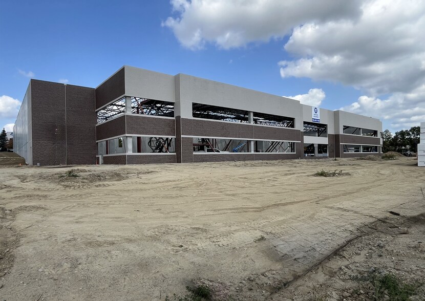 Primary Photo Of 1600 Atlantic Blvd, Auburn Hills Manufacturing For Lease