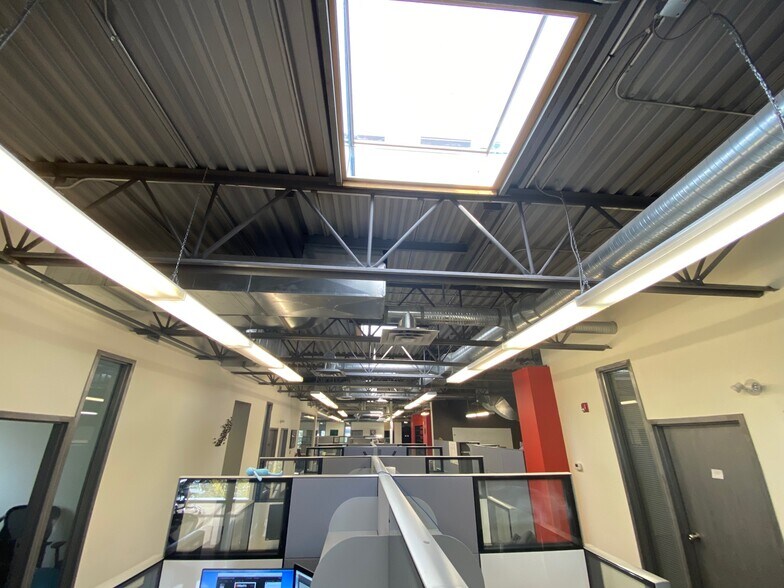 More Photos Of 2875 107th Ave SE, Calgary Light Distribution For Sale