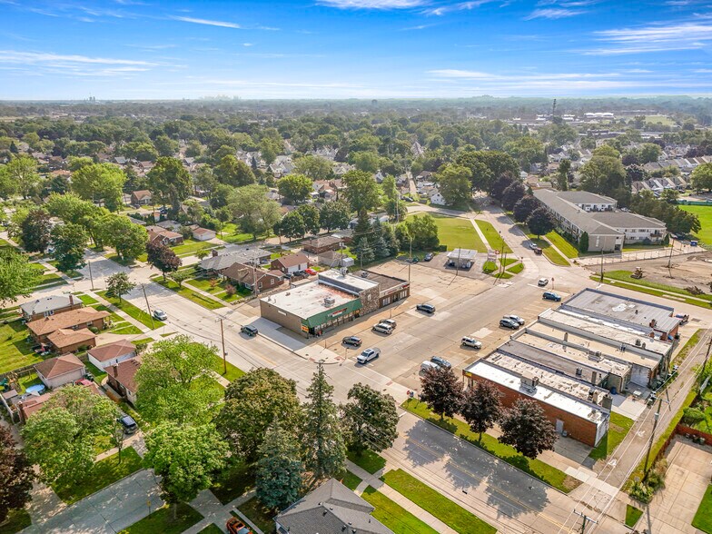 More Photos Of 14730 Champaign Rd, Allen Park Storefront Retail Office For Sale