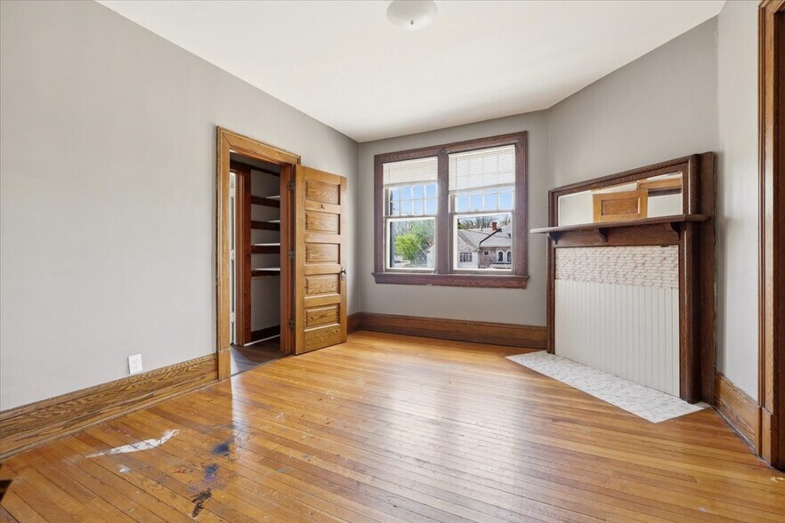 More Photos Of 283 Park Ave W, Mansfield Apartments For Sale