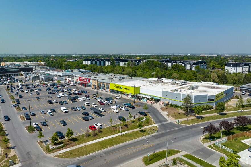 More Photos Of 7205-7215 Goreway Dr, Mississauga Storefront For Sale