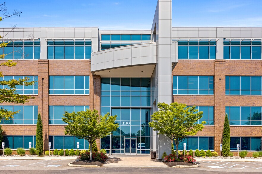 More Photos Of 350 Fellowship Rd, Mount Laurel Unknown For Lease