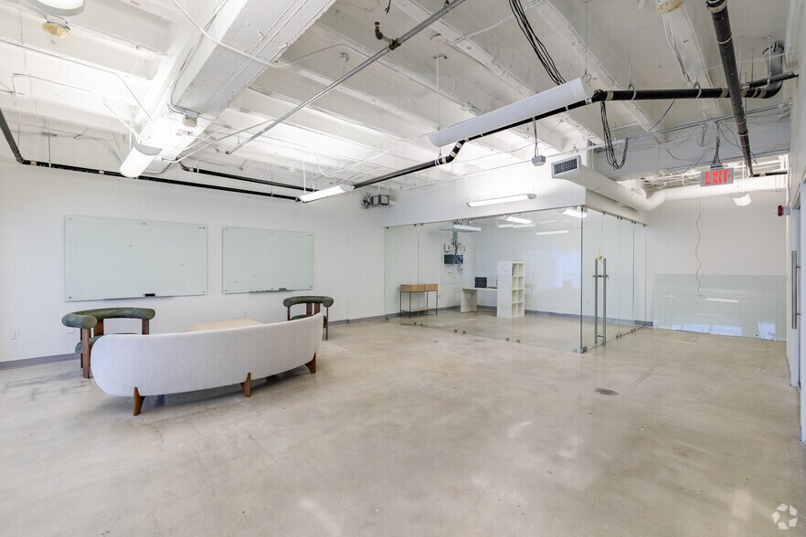 More Photos Of 1680 Meridian Ave, Miami Beach Office For Lease