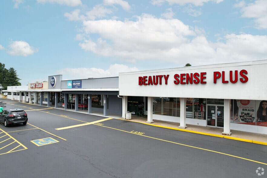 More Photos Of 4513-4519 W Main St, Belleville Unknown For Lease