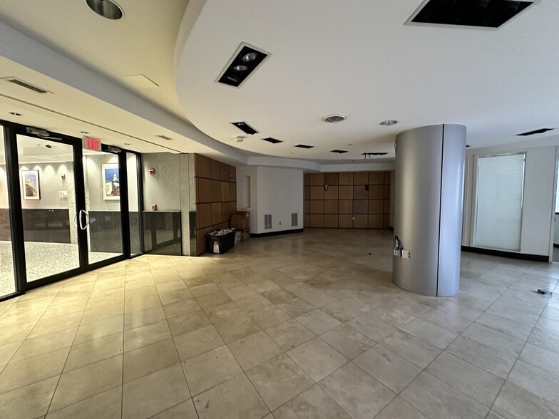 More Photos Of 186 Main St, Annapolis Storefront For Lease