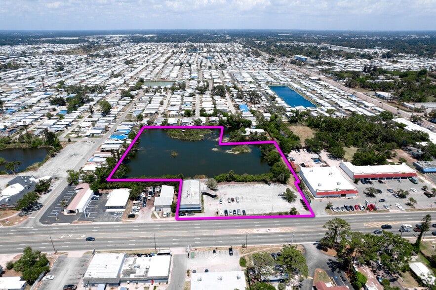 More Photos Of 5131 14th St W, Bradenton Restaurant For Sale