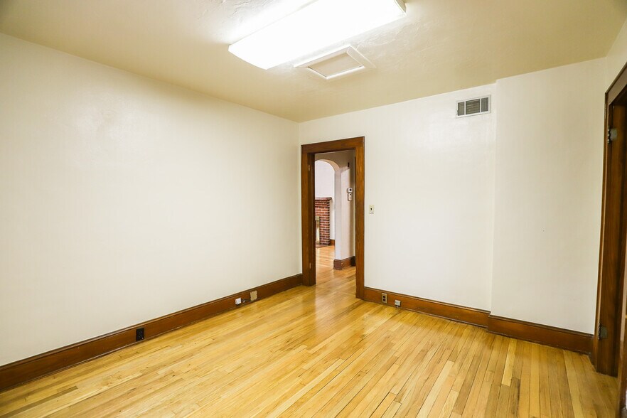 More Photos Of 1234 NW 14th Ave, Gainesville Medical For Lease