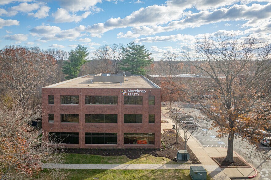 More Photos Of 5570 Sterrett Pl, Columbia Office For Lease