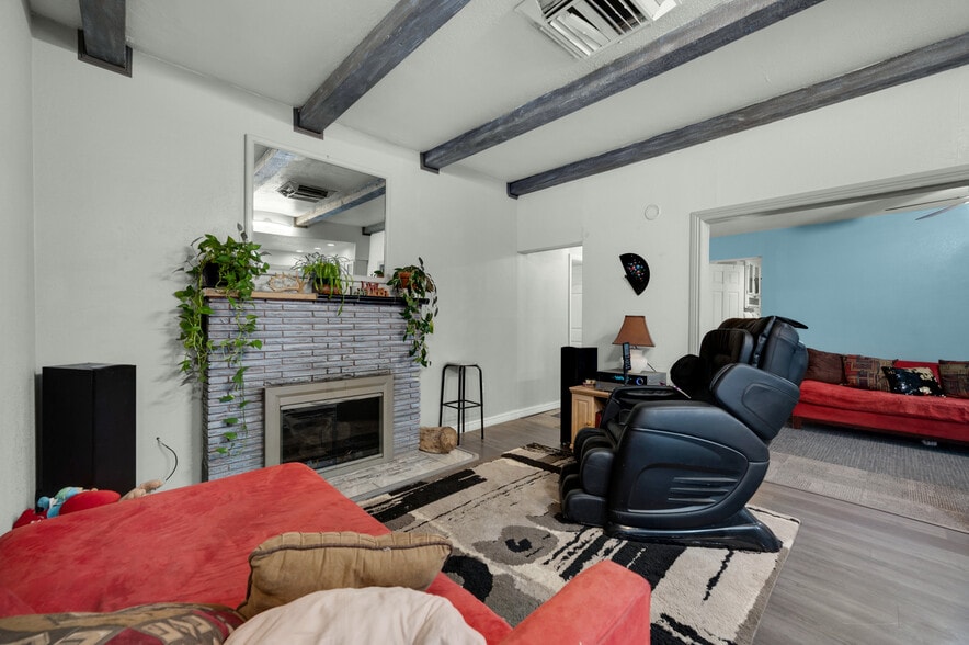 More Photos Of 2105 E Platte Ave, Colorado Springs Hotel For Sale
