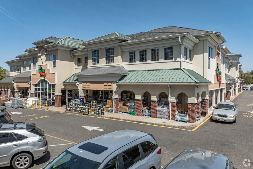 Primary Photo Of 911 E County Line Rd, Lakewood Office For Lease