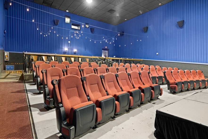 More Photos Of 150 W 2nd St, Casper Restaurant For Sale