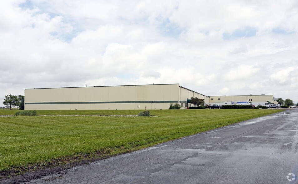 More Photos Of 520 N Dunbridge Rd, Bowling Green Manufacturing For Lease