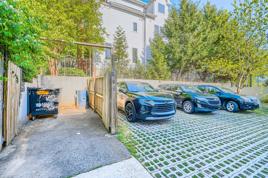 More Photos Of 2635 12th St NE, Washington Apartments For Sale