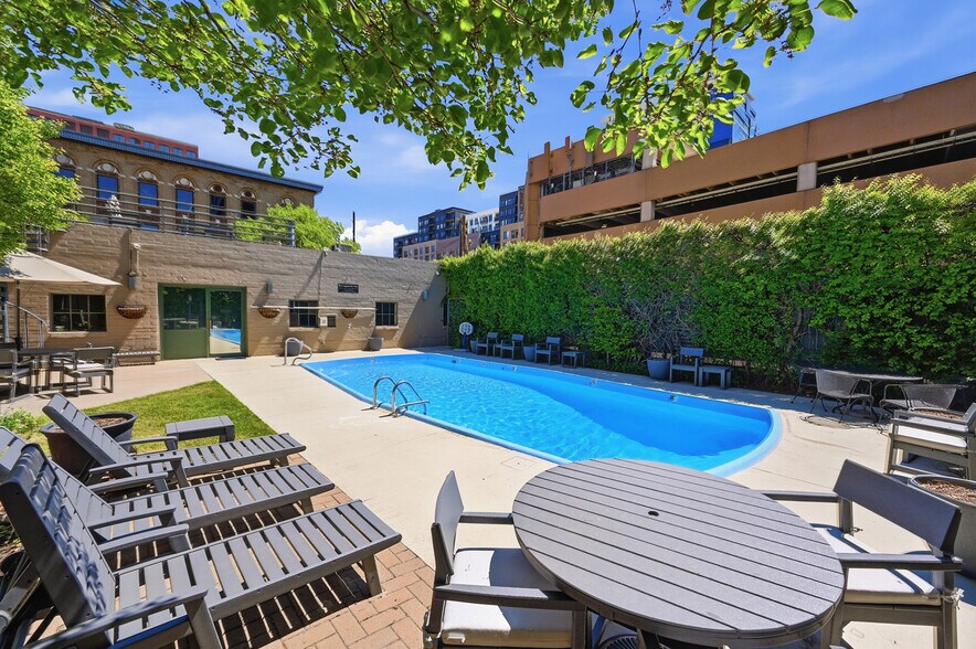 More Photos Of 1748-1750 Blake Street, Denver Flex For Sale