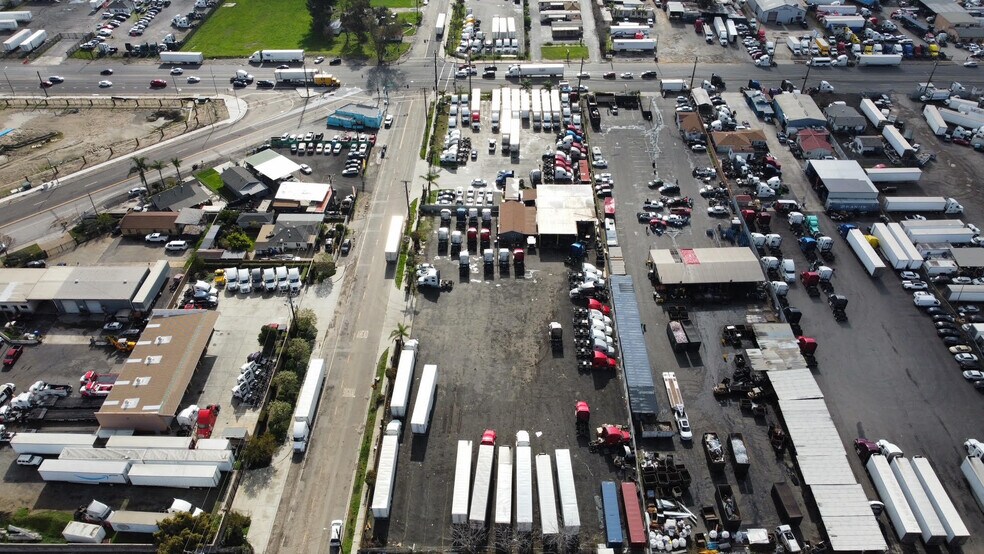 More Photos Of 15082 Valley Blvd, Fontana Land For Lease
