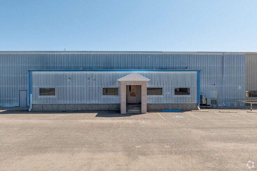 More Photos Of 11756 Highway 152, Pampa Industrial For Sale