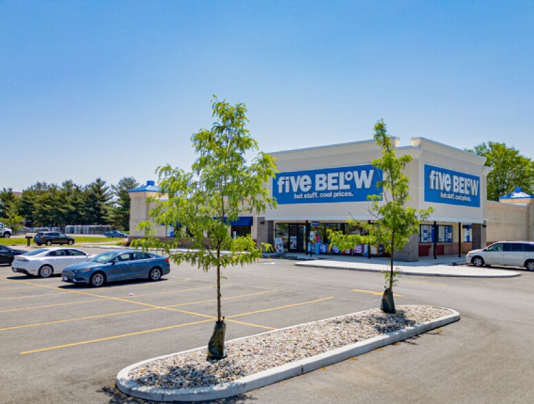 More Photos Of 994 U.S. 51, Forsyth Freestanding For Sale