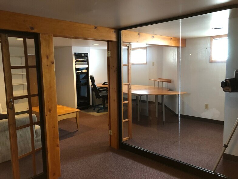 More Photos Of 206 Monroe St, Monroeville Office For Sale