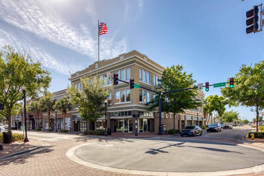 More Photos Of 20 3rd St SW, Winter Haven Storefront Retail Office For Lease