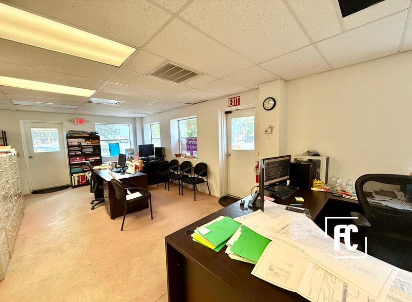 More Photos Of 200 SW 3rd Ave, Okeechobee Freestanding For Sale