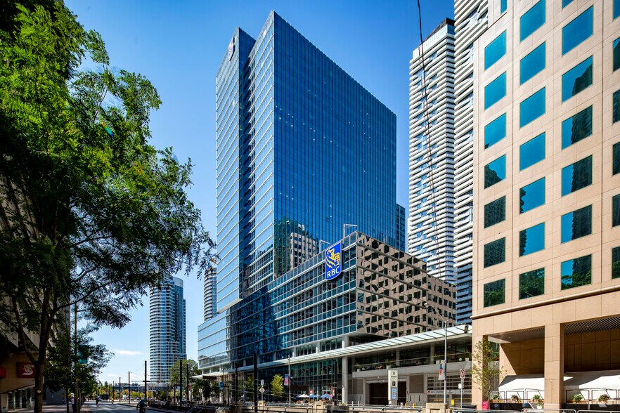 More Photos Of 88 Queens Quay W, Toronto Office For Lease