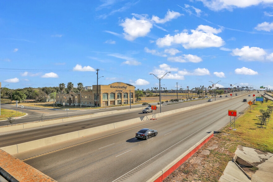 More Photos Of 1324 W Expressway 83, McAllen Freestanding For Sale