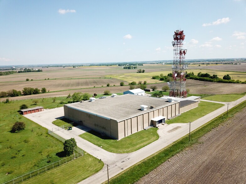 More Photos Of 2869 N 3501st Rd, Seneca Manufacturing For Sale