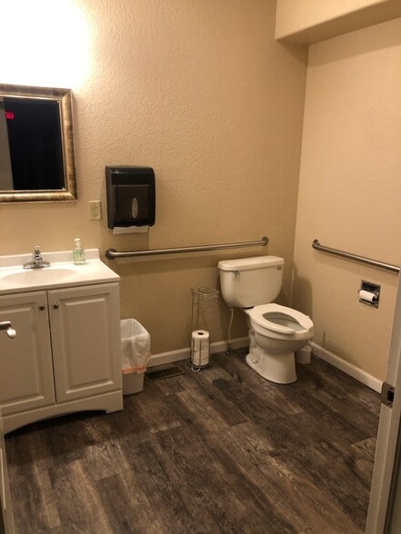 More Photos Of 543 S David St, Casper Medical For Sale