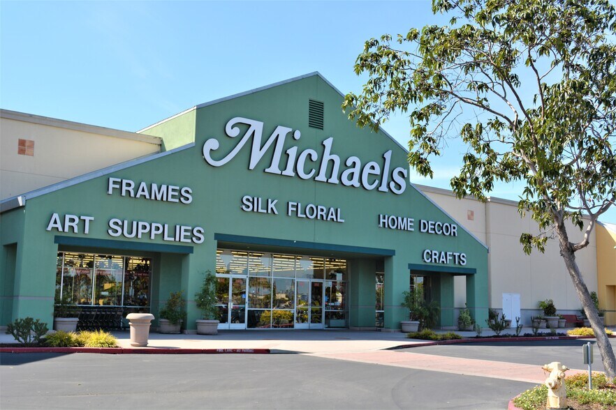 More Photos Of 198-252 Ranch Dr, Milpitas Freestanding For Lease