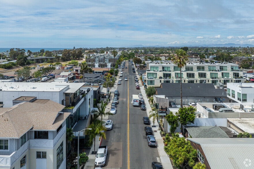 More Photos Of 2333 State St, Carlsbad Medical For Sale