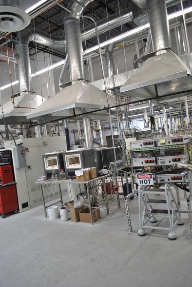 More Photos Of 11 Deer Park Dr, Monmouth Junction Research And Development For Lease