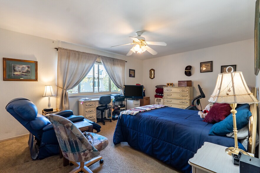 More Photos Of 1110 Allerton St, Redwood City Apartments For Sale