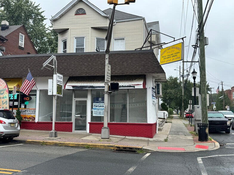 Primary Photo Of 291 N 8th St, Prospect Park Storefront Retail Residential For Lease