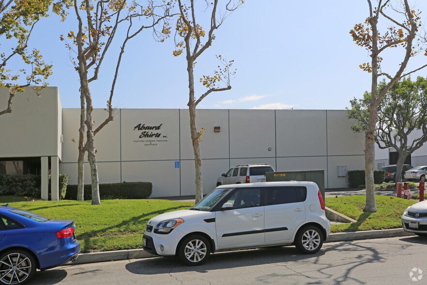 More Photos Of 16752-16782 Burke Ln, Huntington Beach Light Manufacturing For Lease