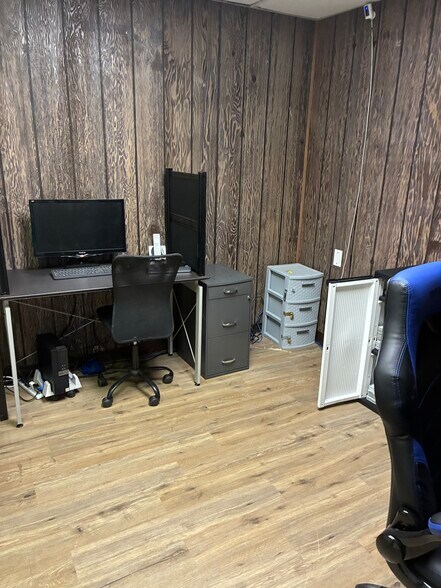 More Photos Of 5104 Mansfield Rd, Shreveport Office For Sale
