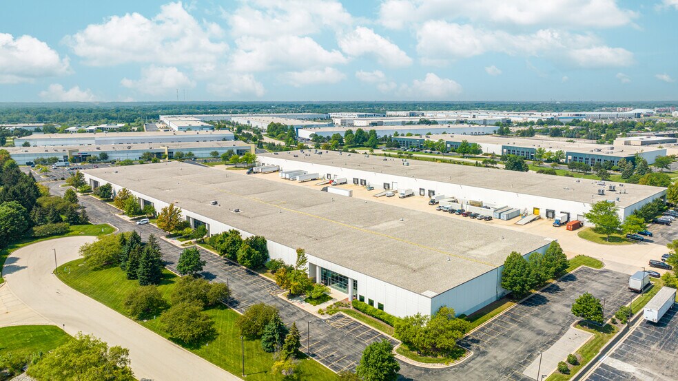 More Photos Of 3540-3630 Amhurst Pky, Waukegan Manufacturing For Lease