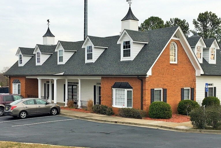 More Photos Of 7961 Hwy 92, Woodstock Medical For Lease