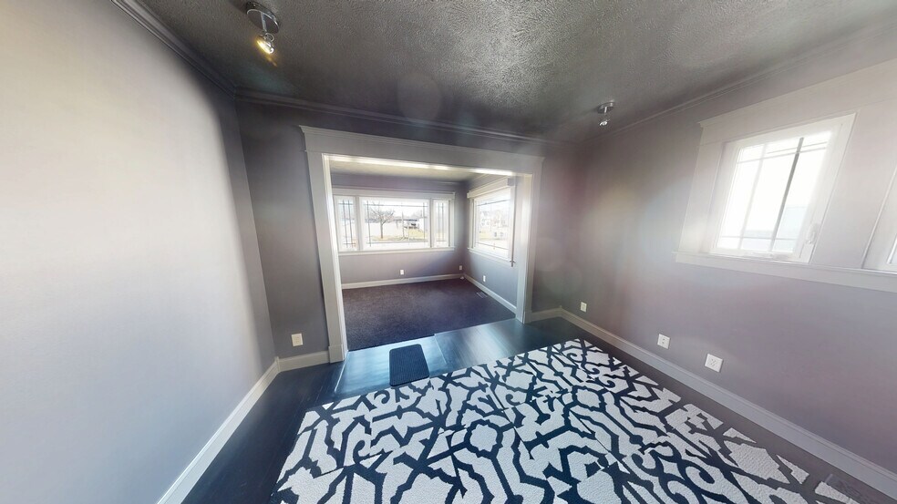 More Photos Of 611 S Capitol Ave, Lansing Office Residential For Lease