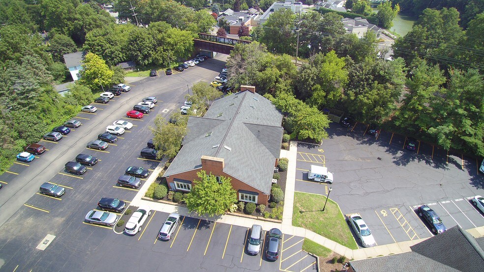 More Photos Of 10 Grove St, Pittsford Office For Lease