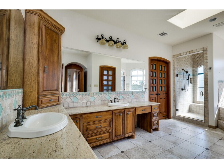 More Photos Of 711 Old Antioch Rd, Smithville Specialty For Sale