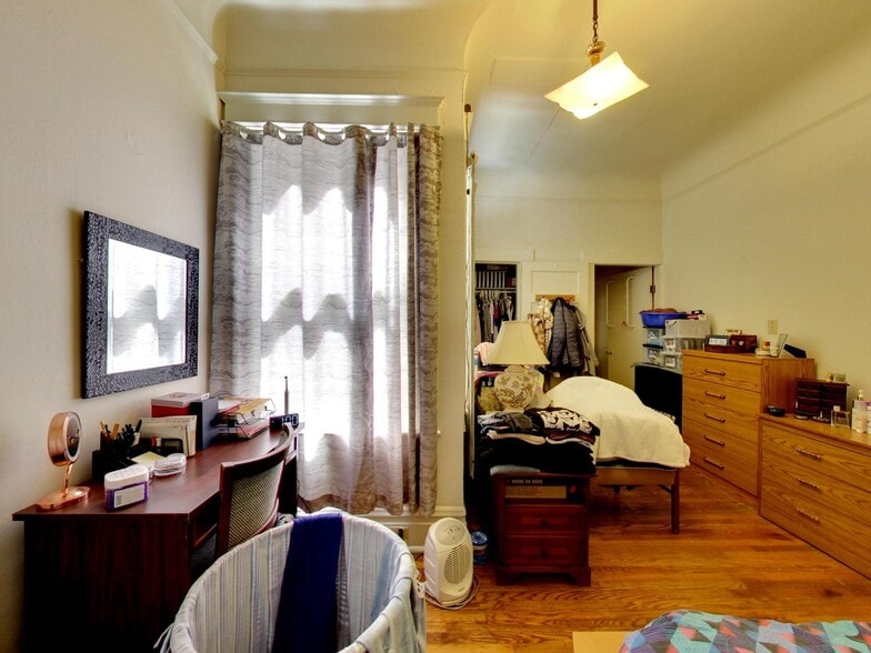 More Photos Of 3660 20th St, San Francisco Apartments For Sale