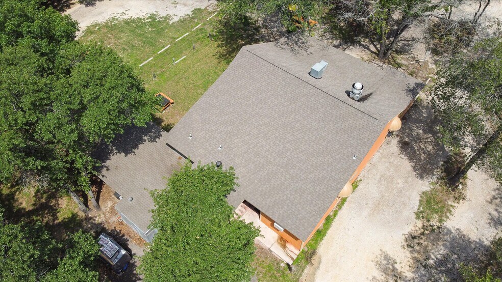 More Photos Of 3710 Waterwood Pass, Elmendorf Restaurant For Sale