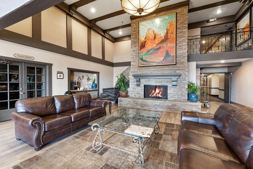 More Photos Of 1450 S Auto Mall Dr, St George Hotel For Sale