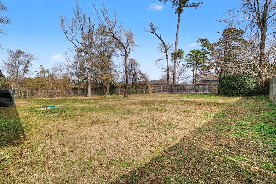 More Photos Of 9882 FM 149 Rd, Montgomery Flex For Sale