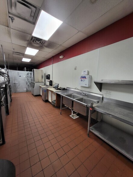 More Photos Of 107 W Coal Ave, Gallup Restaurant For Sale